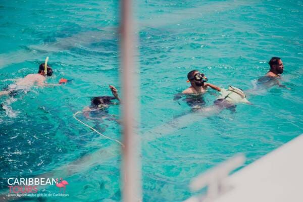Catamaran Brunch & Snorkel Cruise